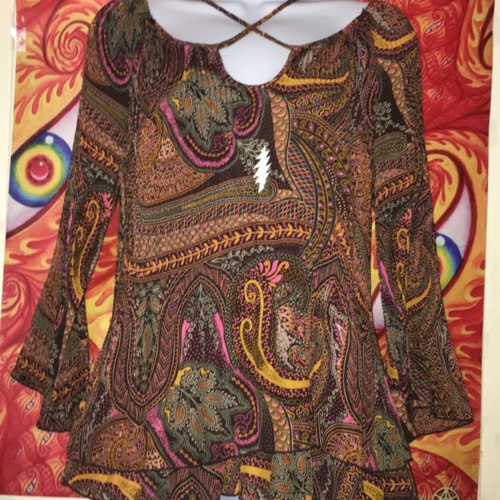 Grateful dead 13 point bolt paisley top
